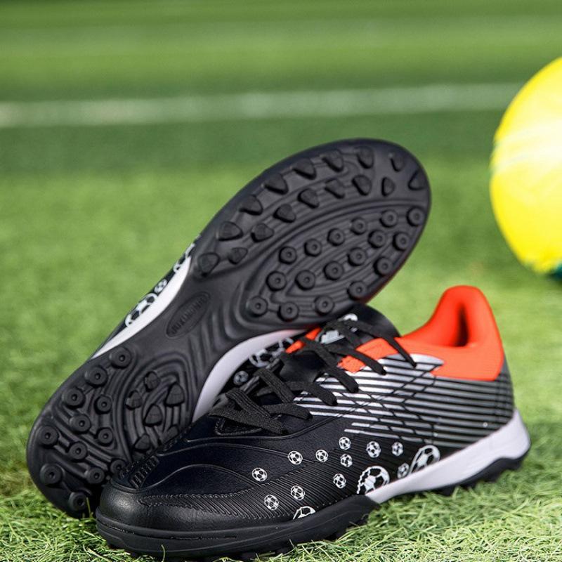 

2025C Luo football shoes low-top TF broken nails non-slip children s training long nails football shoes 39