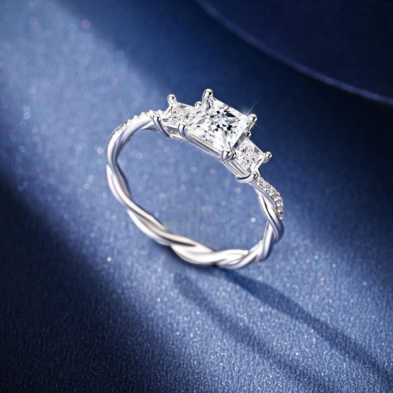 Genuine 0.8Ct Moissanite Ring Design Genuine Copper Shining Princess Square Ring For Women Finger Band Wedding Engagement Jewelry Creation