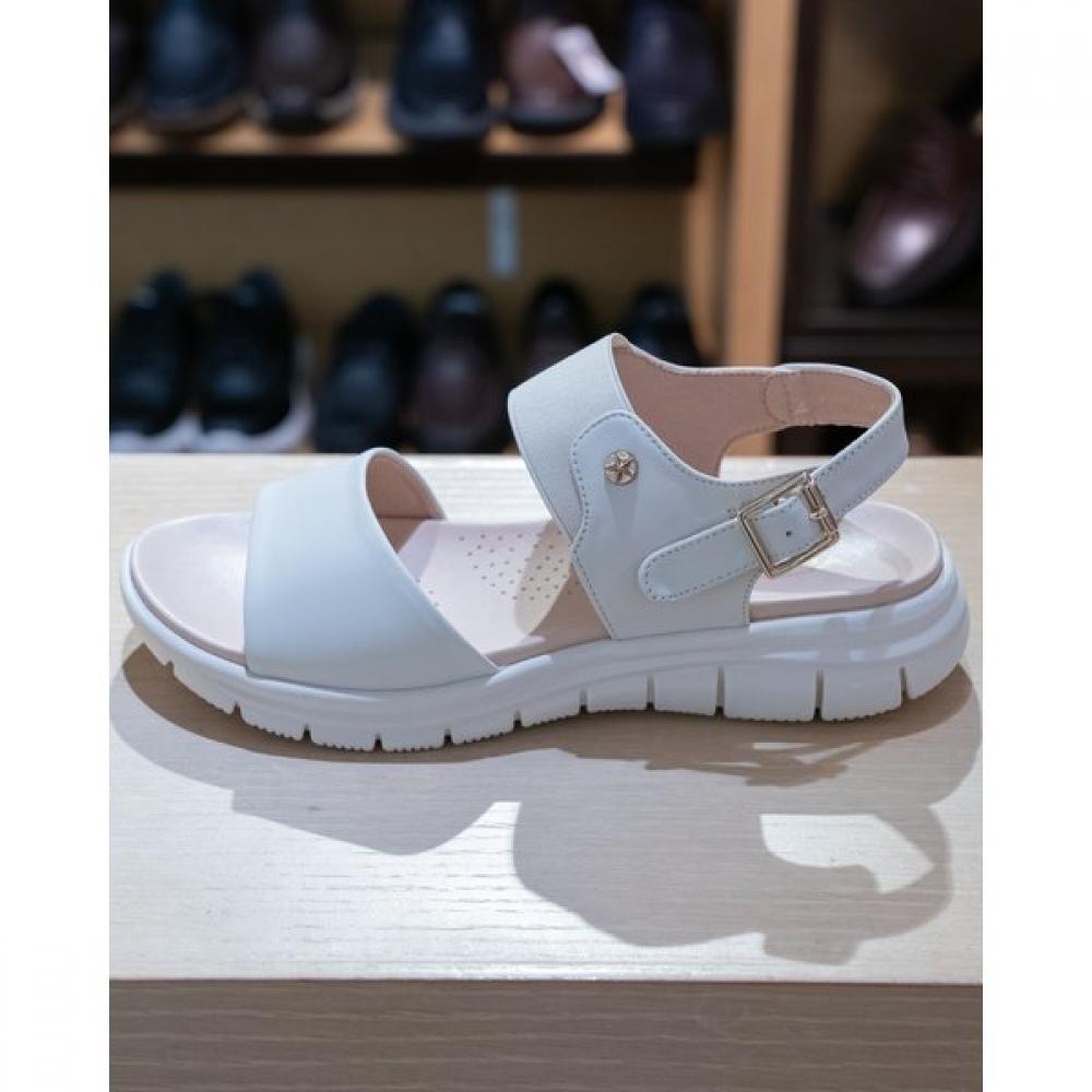 VAINER Ivory Comfort Sandals 9x36