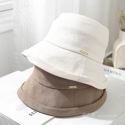 Letní klobouk proti slunci Dámský kbelíkový klobouk Jednobarevný Zlaté logo Látkový Jednoduchý Ležérní Trendy Rybářská čepice Skládací Klobouk proti slunci 2025 Nový