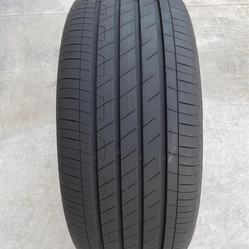 

Miling Self-Repairing Car Tire 255/40R21