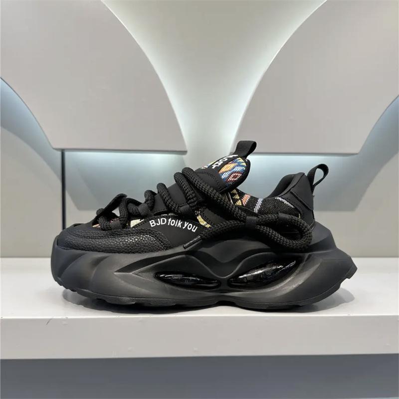 Fashion Spring Student Trendy Versatile Casual Shoes Men's Thick Soled Wear Resistant Anti Slip Comfort Running Shoes Designer Sneakers