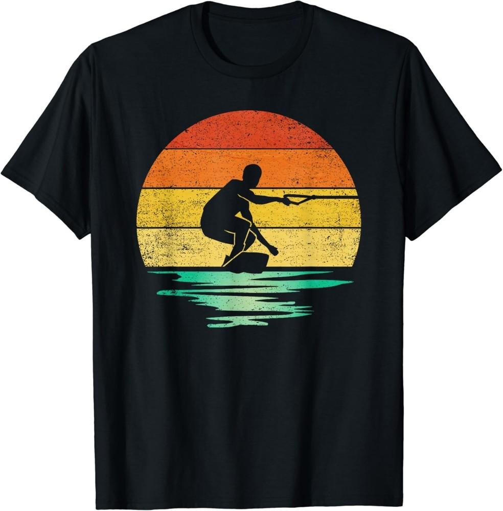 

Vintage Wakeboarding Retro Sunset Wakeboarding Gift Unisex T-Shirt S