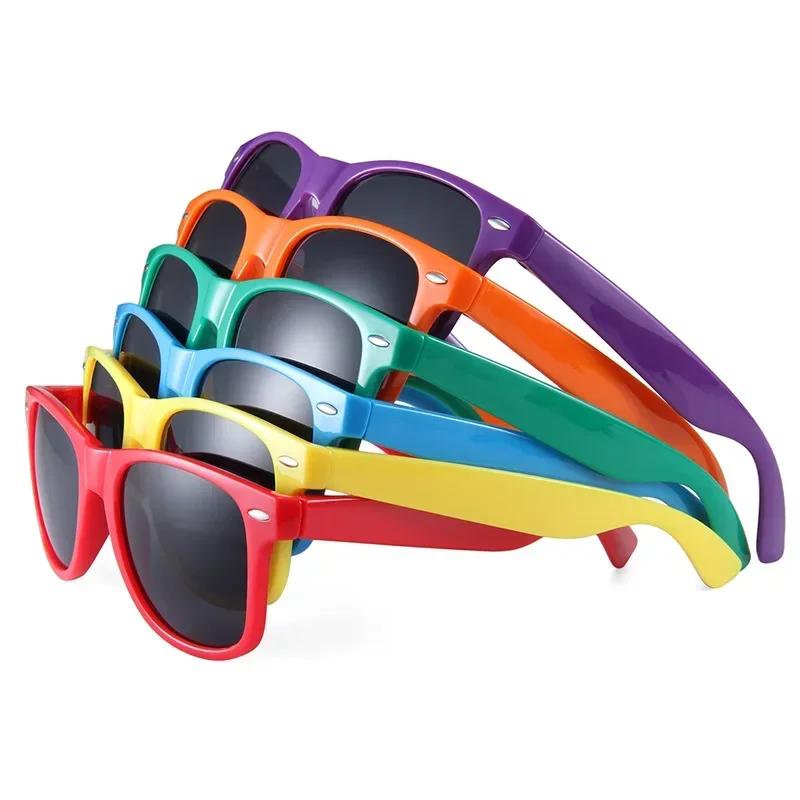 Men Women's 13 Colors Frame Sunglasses Fashion Design Eye Protection Driving Sun Glasses Hip Hop Party Eyewear Outdoor Shades