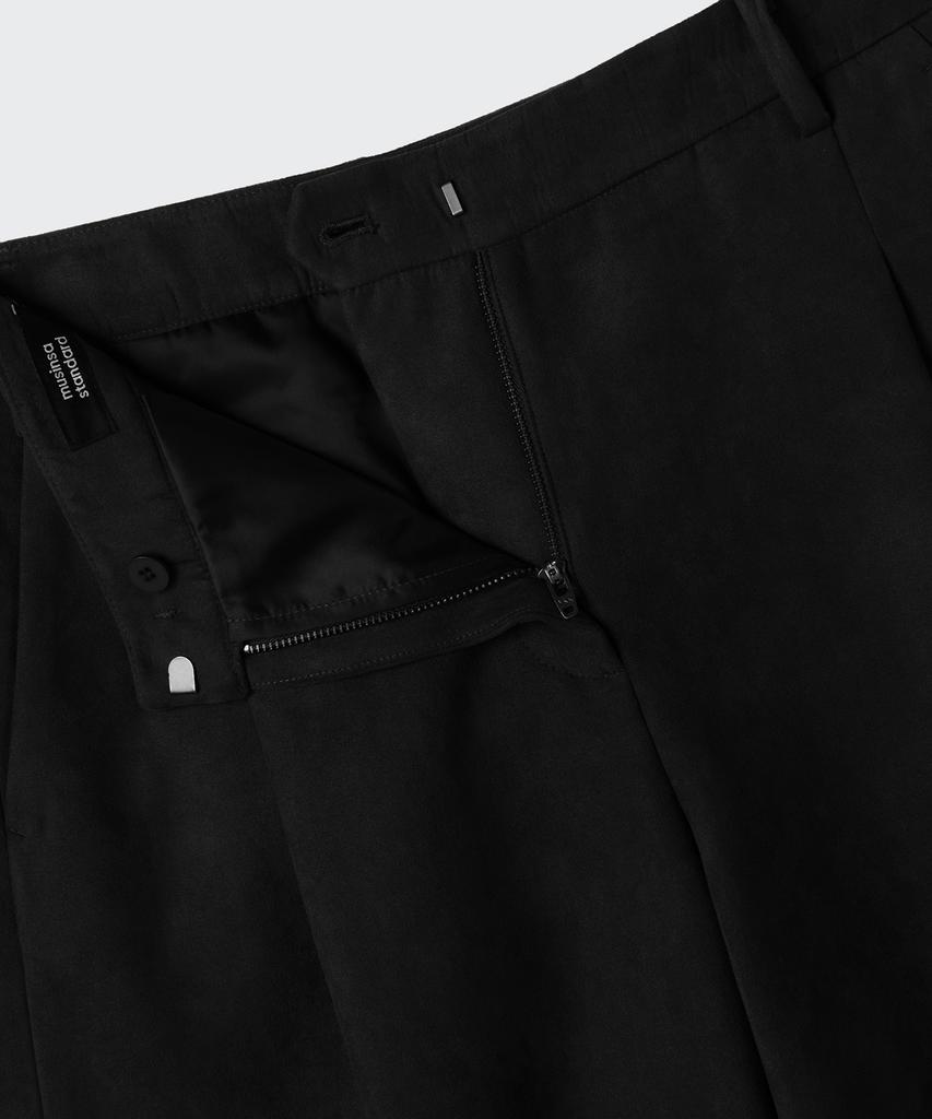 MUSINSA STANDARD WOMAN Women'S Synthetic Suede Deep Tuck Wide Pants [Black]
