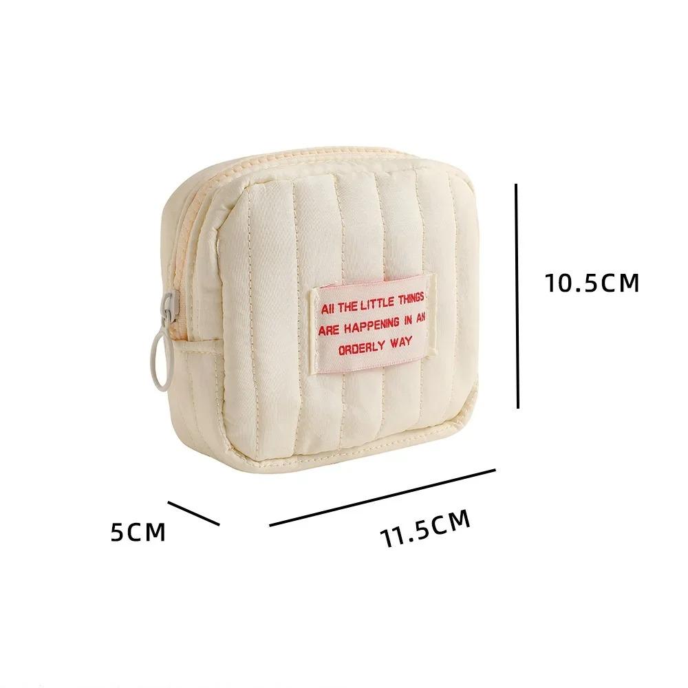 

Simple Square Small Make-up Bag Student Niche Earphone Coin Purse Girl Portable Lipstick Storage Bag 11.5x10.5x5 cm