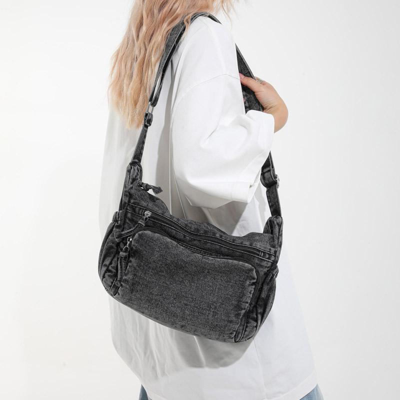 Denim Shoulder Bag Women's Crossbody Bag Commuter Large Capacity Underarm Bag