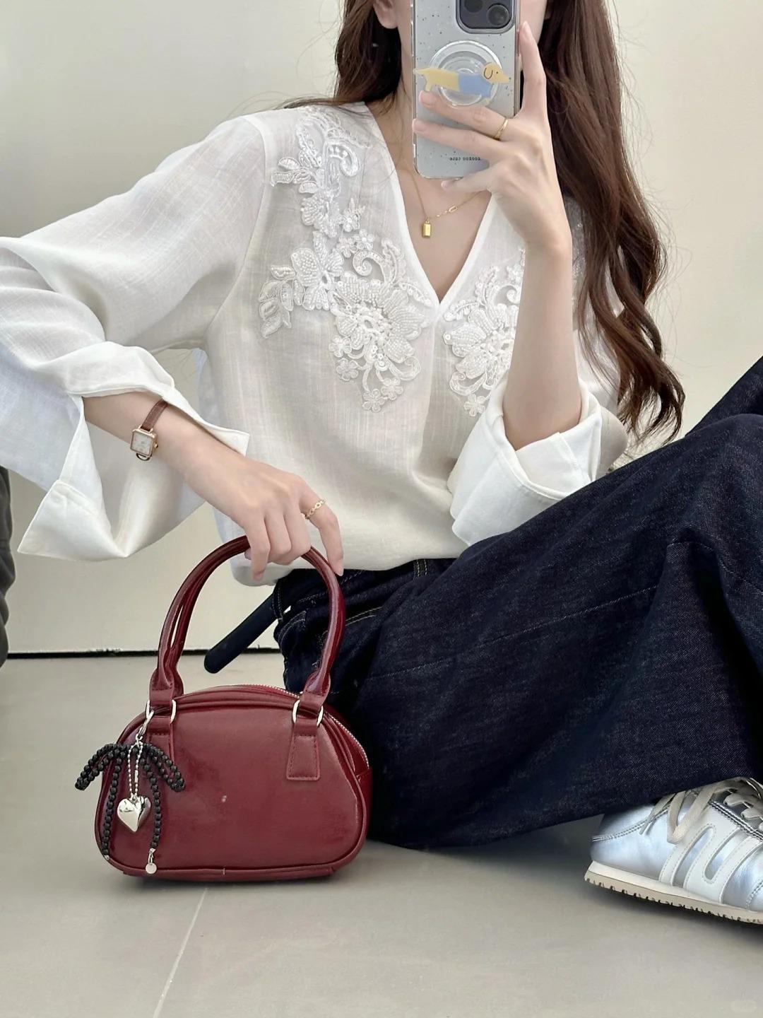 

Текстурированная ретро маленькая сумка 2024 новая женская сумка универсальная модная ветровая сумка-мессенджер портативная маленькая квадратная сумка красный