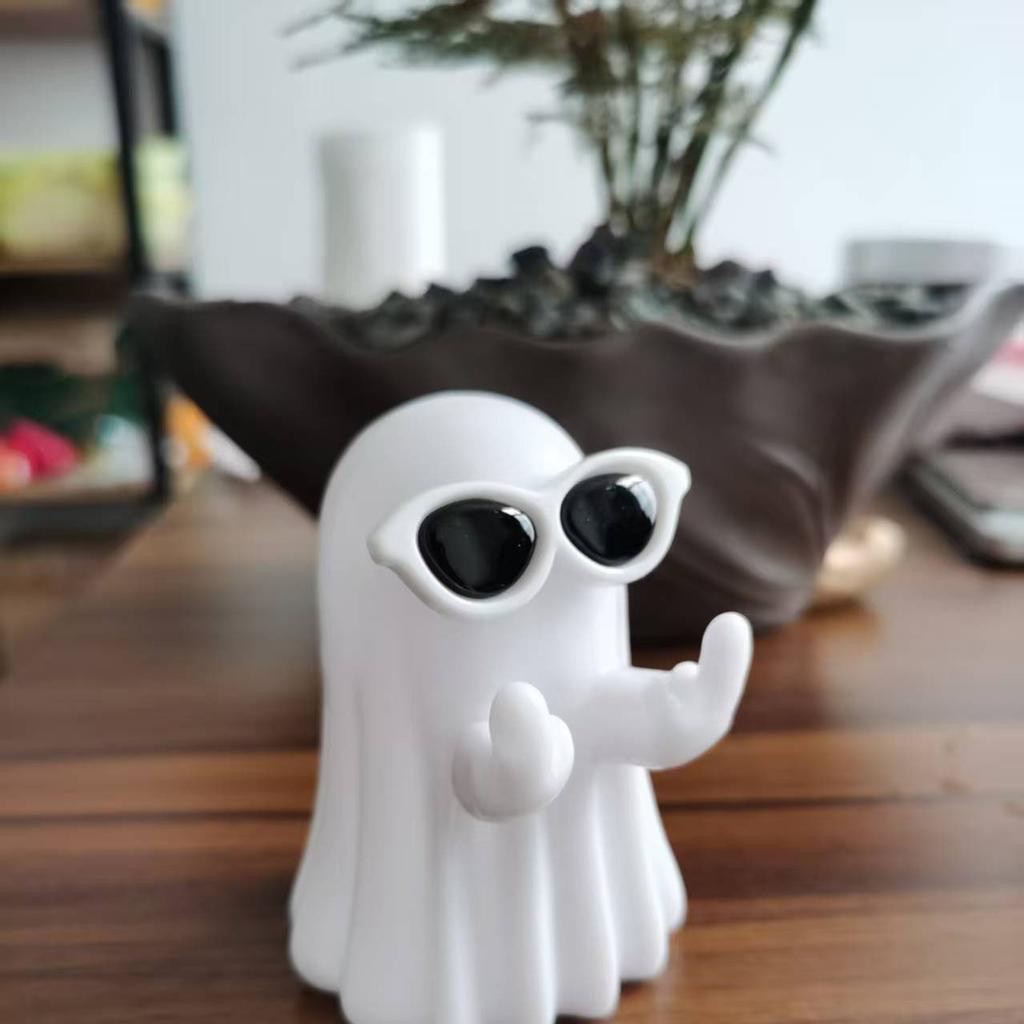 1Pc New Cute White Ghost Party Decoration with Lighting, Courtyard Ornaments, Study Desktop Decorations, Small Ornaments