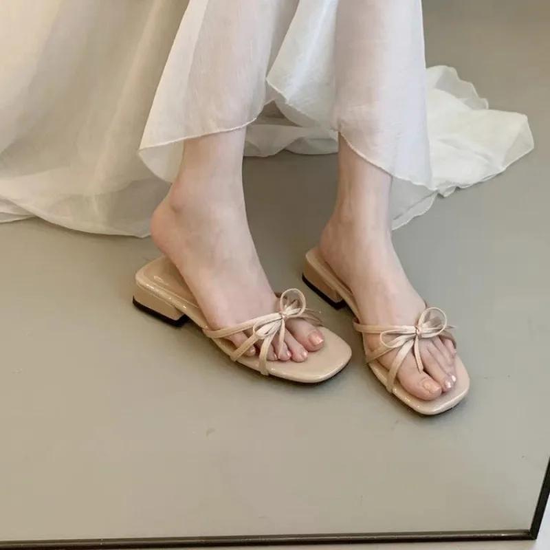 Fashion 2025 New French Evening Style Cool Slippers for Summer Women's Outdoor Wear Elegant Square Toe Dress with Thick Heel Sandals