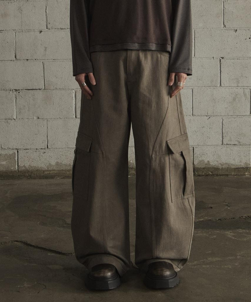 LERENNE Curved Cargo Pants - Brown