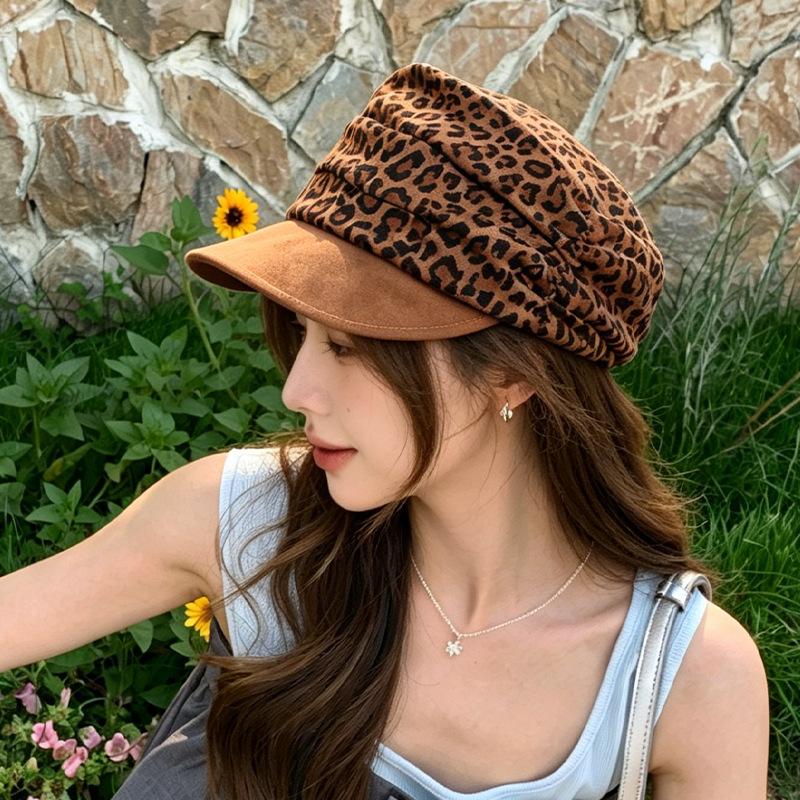 Suede leopard print color matching retro pleated equestrian hat women's spring and autumn new face small beret versatile sun hat