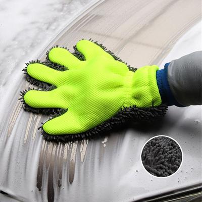 Péče o auto – Houby, hadry a kartáče