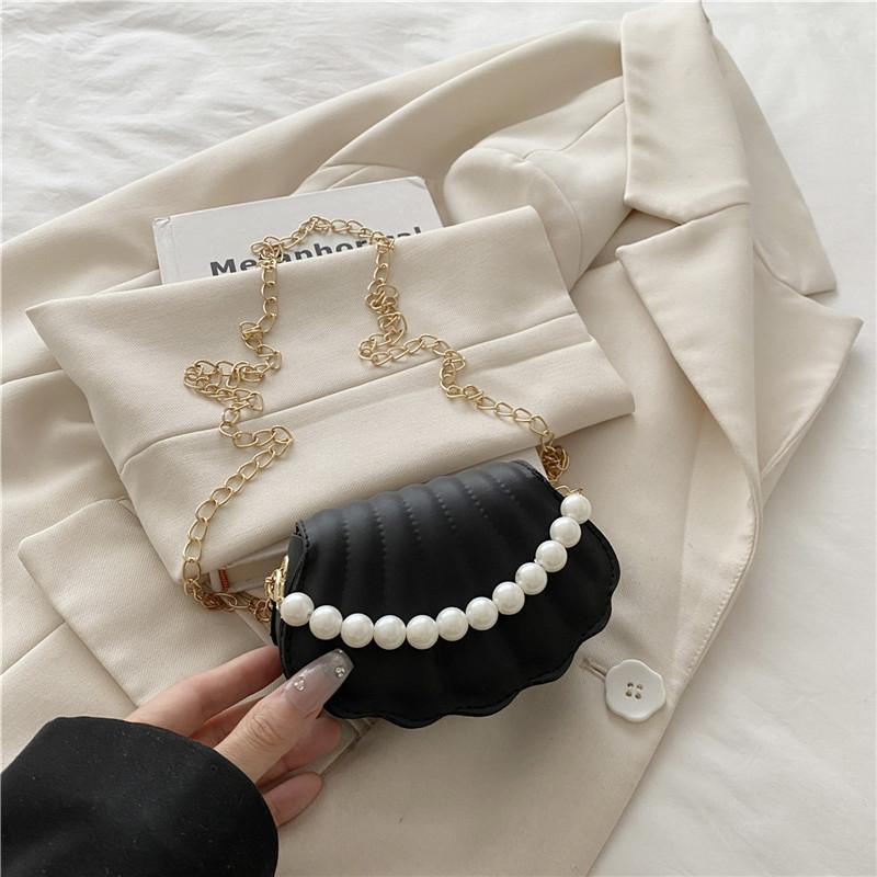 Gentle fashion simple temperament pearl chain shell bag 2025 summer new foreign style shoulder messenger bag Korean version of women