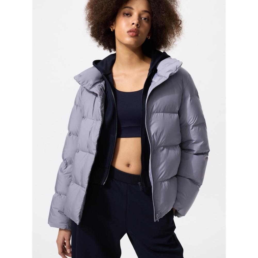 Uniqlo Powder Soft Down Jacket Model