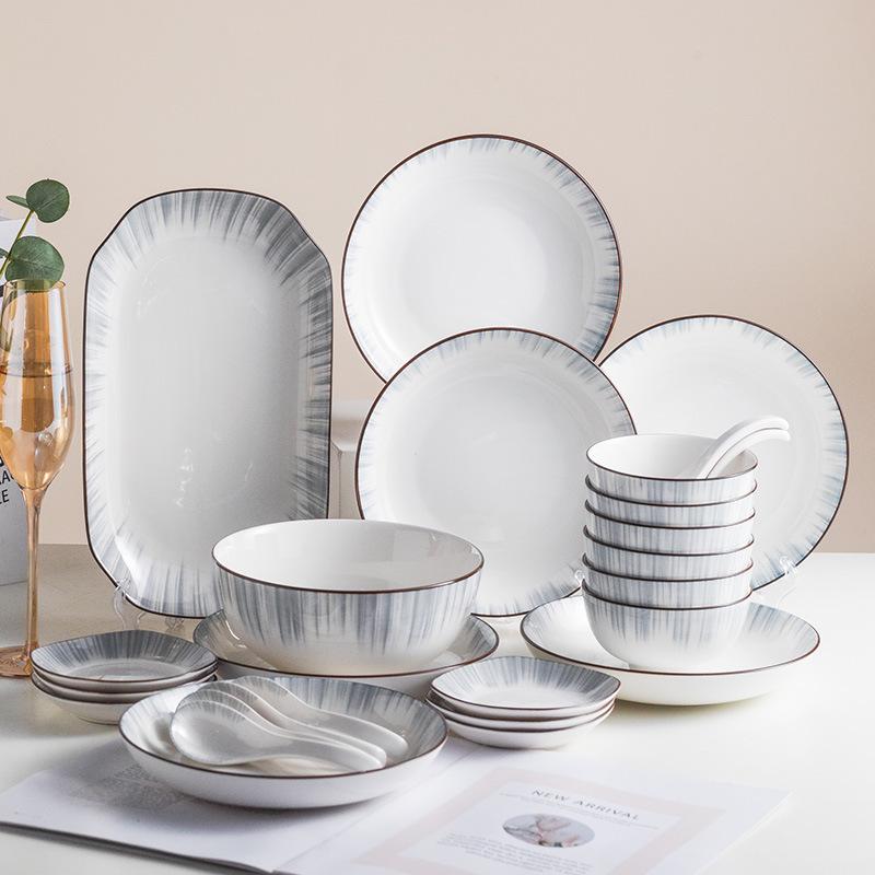 Liquidazione, Stoviglie in Ceramica, Piatto Rettangolare, Piatto da Pesce, Cucchiaino, Cucchiaio da Zuppa, Cucchiaio Grande.