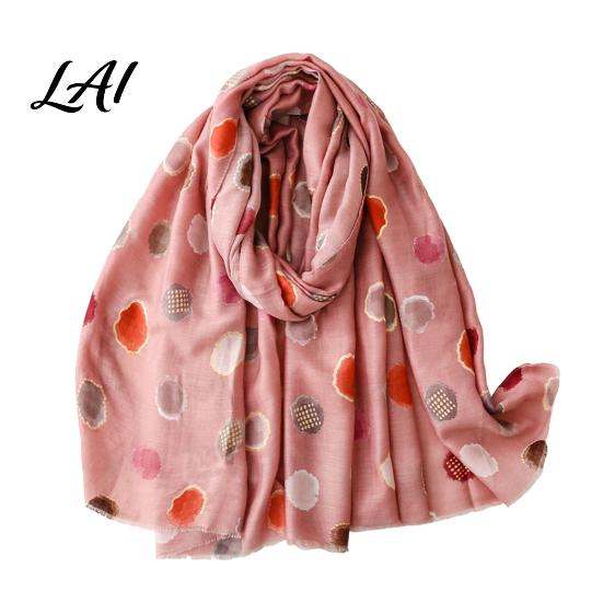 Lightweight Travel Wraps Polka Dot Silk Scarf for Women Tassel Shawl Elegant Soft Breathable Women Wrap Spring Summer Autumn Winter Fashion