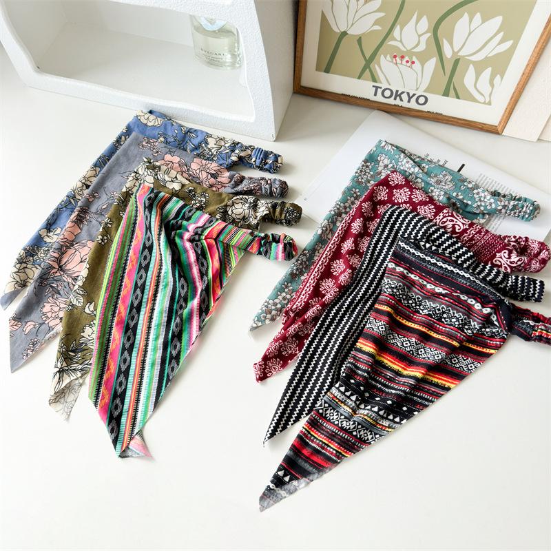 Blumen-Dreieck-Bandana Stirnband Damen Vintage-Stil Haaraccessoires für Sommerurlaub Strand Haarschmuck