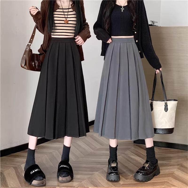 Plus Size Women's Woolen Pleated A-Line Midi Skirt, Age-Reducing Chic Design, Solid Color.