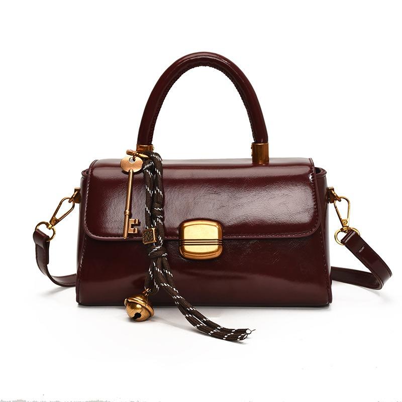 Trendy Retro Small Square Bag Trendy Texture Shoulder Messenger Bag Premium Light Luxury Portable Women's Bag