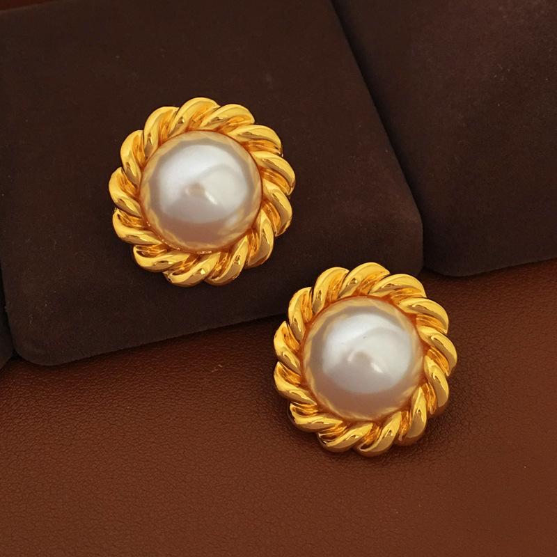 Premium Sense Light Luxury Spring and Summer Earrings Necklace Temperament Retro Earrings Trendy Niche Jewelry