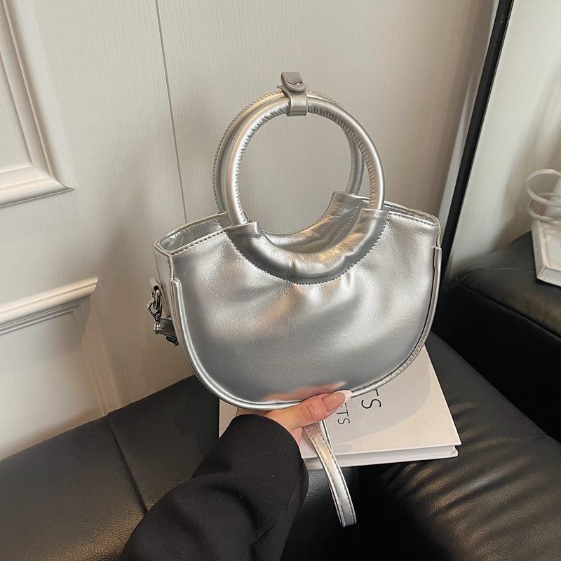 

Spring fashion handbag small bag women s 2025 new simple vegetable basket bag versatile shoulder messenger bag серебряный