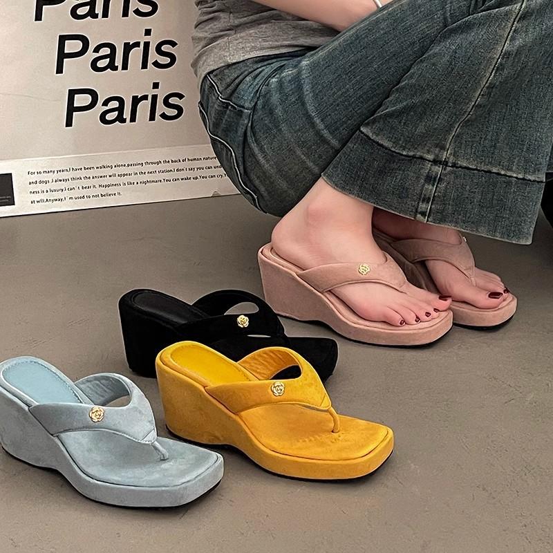 French thick heel pointed wedge heel bag head half slippers summer new design sense niche silver muller cool slippers women