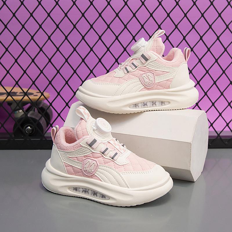 

Корейская версия модной осенне-зимней обуви с вращающейся пряжкой для девочек и мальчиков, мягкая подошва, нескользящая, детская легкая спортивная обувь 37 yards inner length 23cm розовый