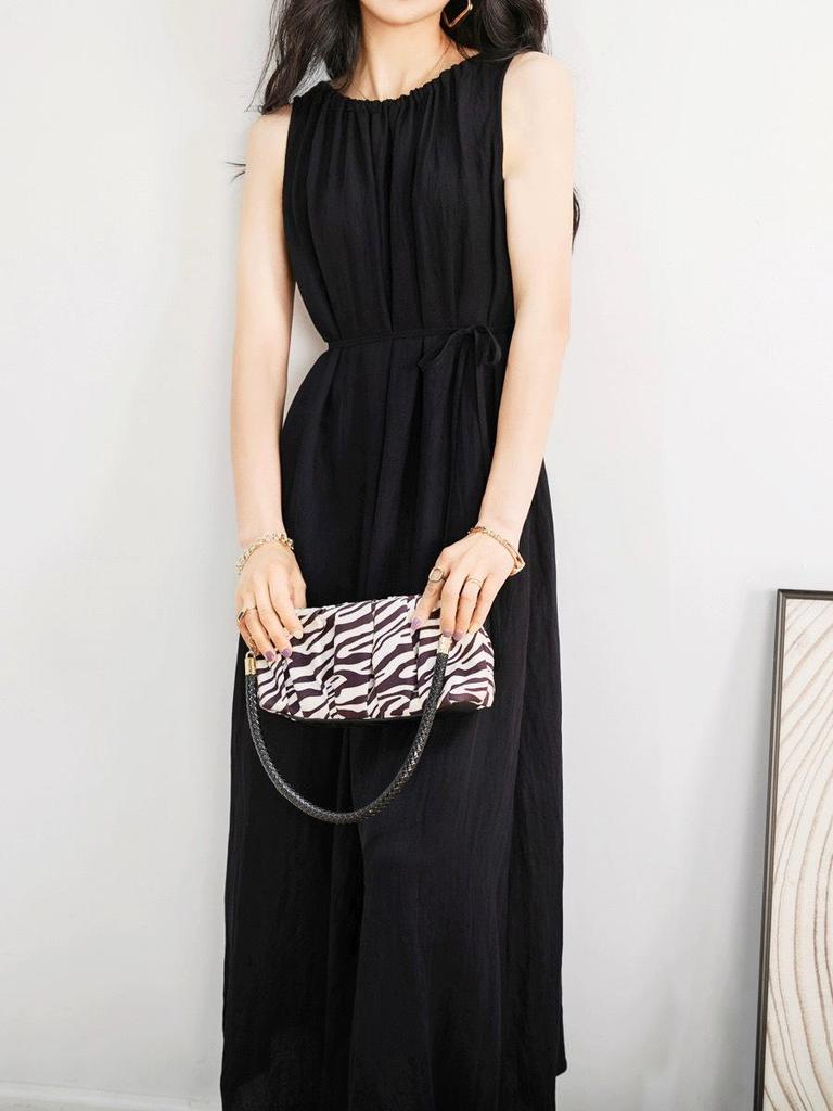 Elegant 2026 French Summer Pleated Tank Dress for Women - Casual, High-End Long Vacation Wear