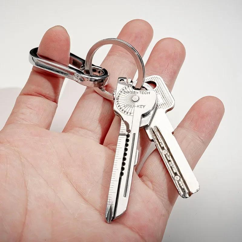 Keychain Multi-tool Compact Multifunctional Keychain Gadget Portable Tool with Screwdriver Bottle Opener Outdoor Emergency Tool