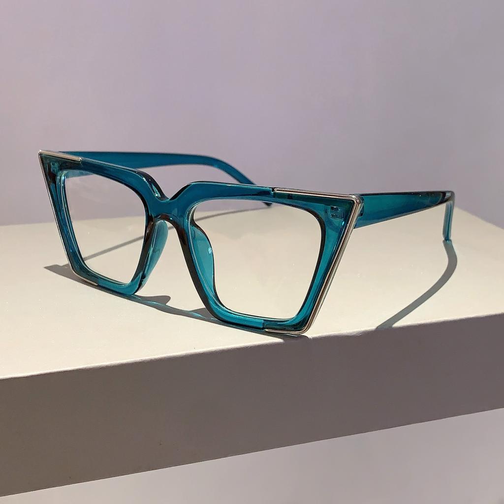 1pc Vintage Steampunk Square  Metal Frame Sunglasses with Full-Rim  Decorative Eyewear for Women Men Business Driving Glasses