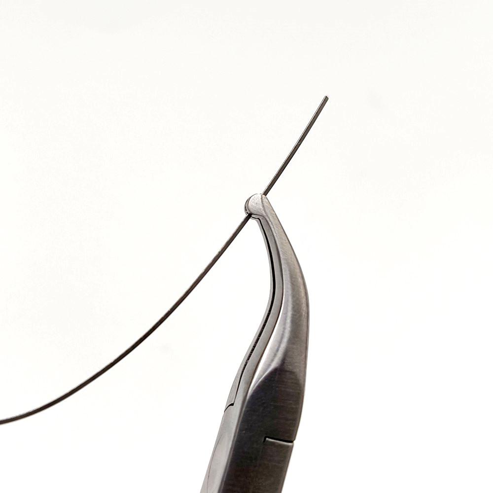 Vysoce kvalitní dentální ortodontický držák drátu Jak Užitkové kleště 13CM s ozubeným zakřiveným hrotem Nástroj pro dentální nástroje Nástroj pro zubní lékaře