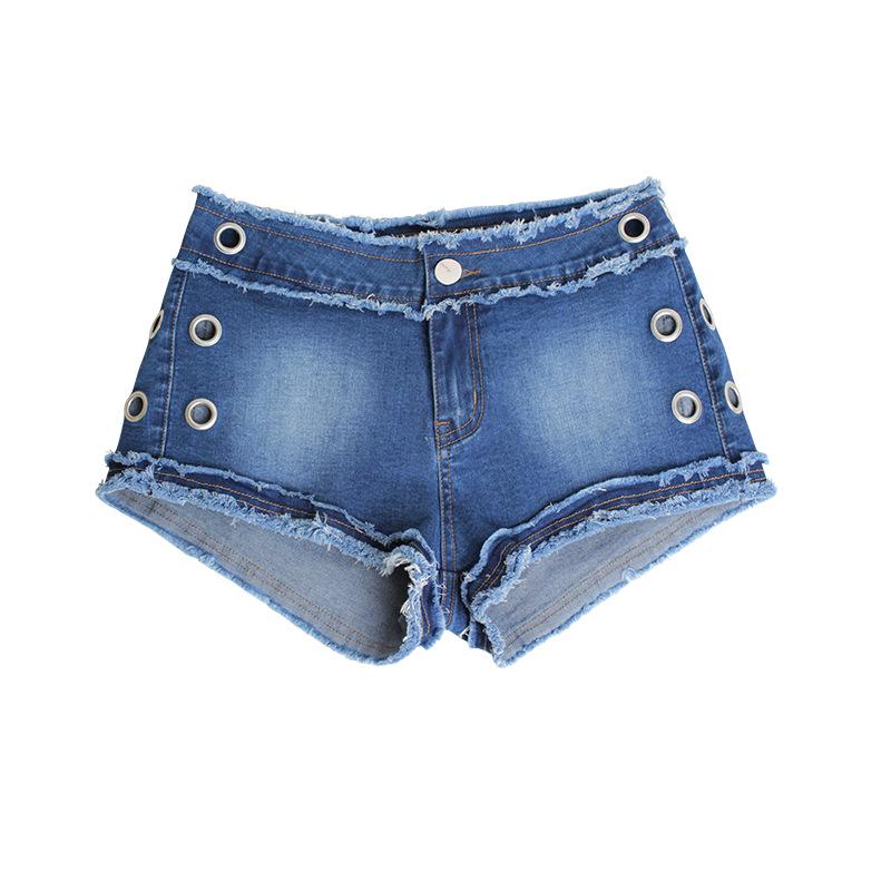 

Европейско-американские джинсовые шорты-hot pants со средней посадкой, эластичным рваным краем и акцентами в виде люверсов с кисточками XL синий