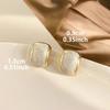 1Pair of Simple Geometric White Square French Elegant Temperament Retro Light Luxury Versatile Women's Fashion Stud Earrings