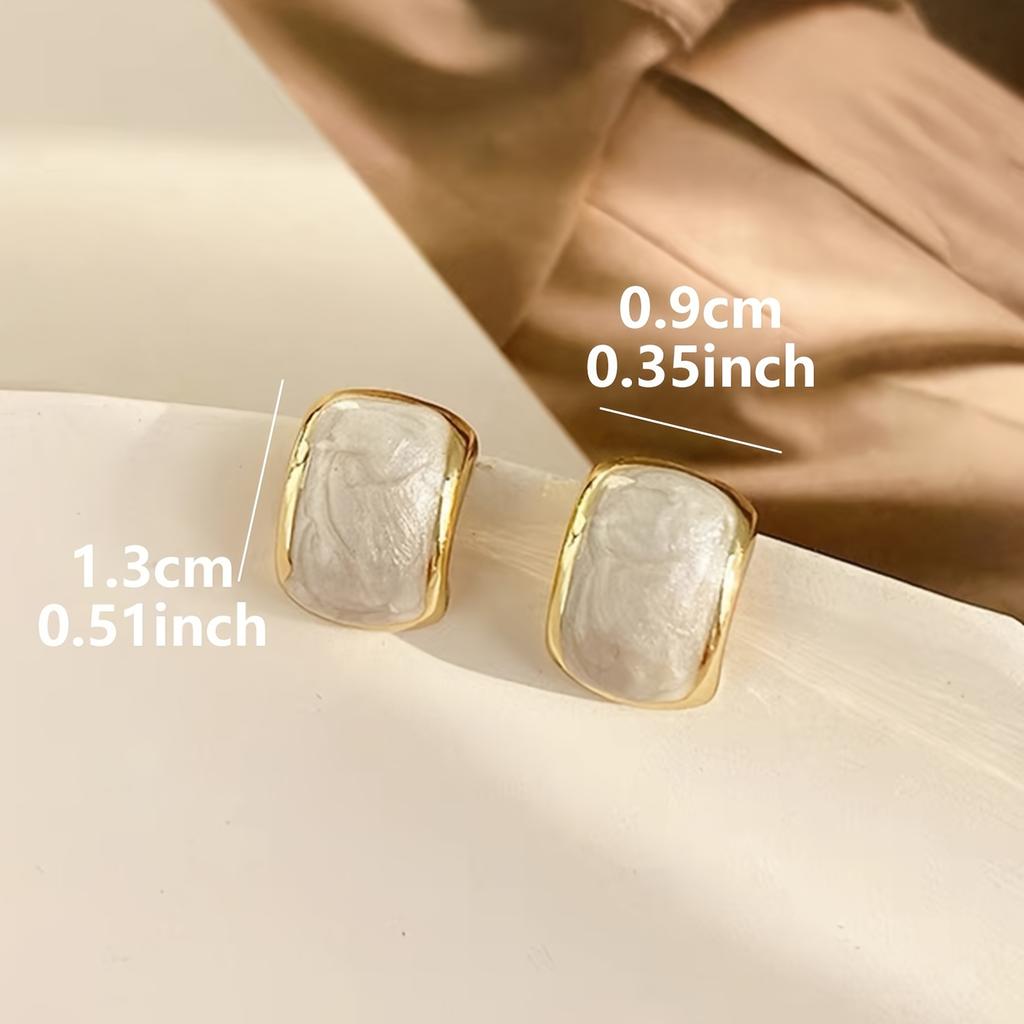 1Pair of Simple Geometric White Square French Elegant Temperament Retro Light Luxury Versatile Women's Fashion Stud Earrings