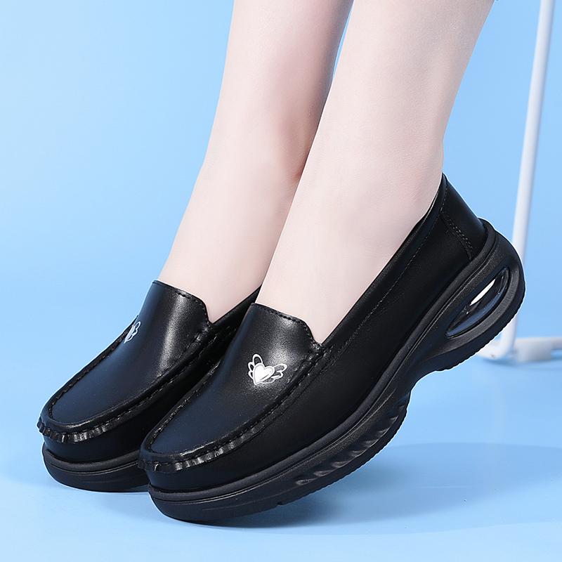 Women’s Moccasins Loafers Leather Driving Comfort Flats Casual Slip On Walking Shoes Nurse Shoes