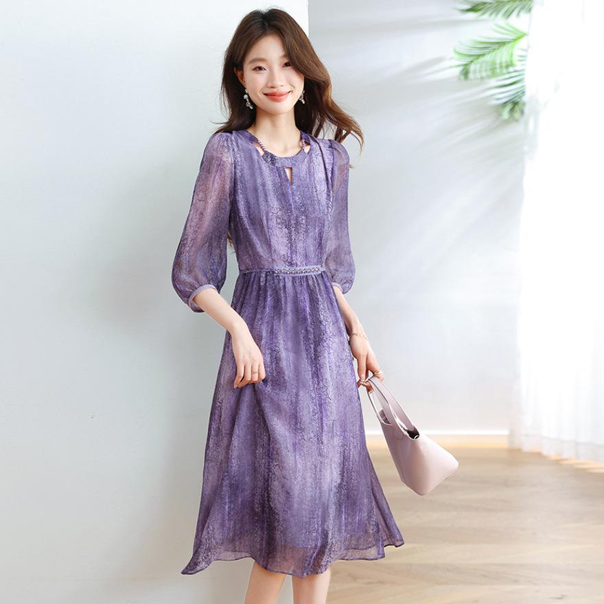 

Легкая роскошь французский модный темпераментное платье весна новинка прикрывающее полноту стройнящее уменьшающее возраст средней длины 3XL