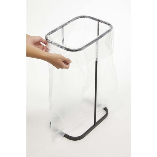 Yamazaki Luce Garbage Can, Wide Opening Garbage Bag Holder, Black, Approx. W22 X D34 X H56cm, Wide Opening for Easy Garbage Bag Removal, Product Numbe