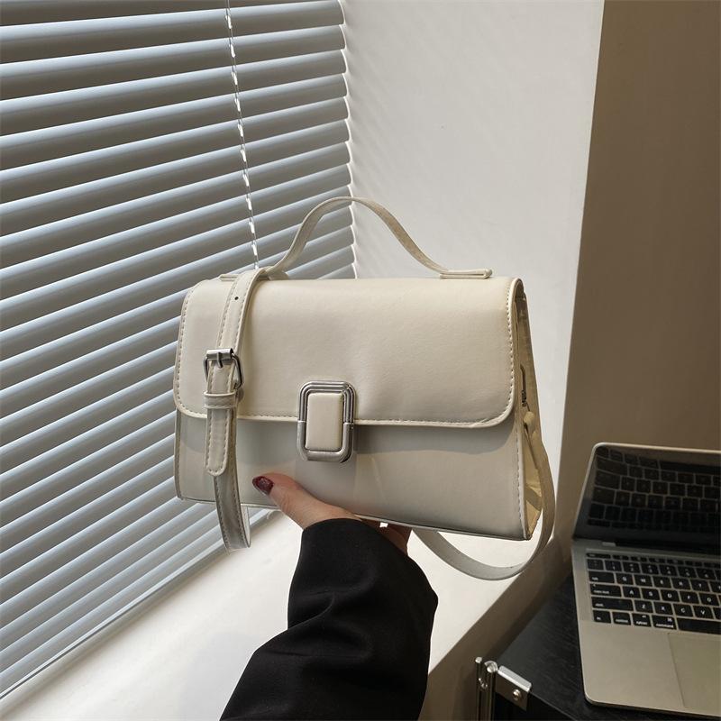 This Year's Popular Fashion Retro Small Bag Women's 2025 New French Niche Design Shoulder Crossbody Small Square Bag