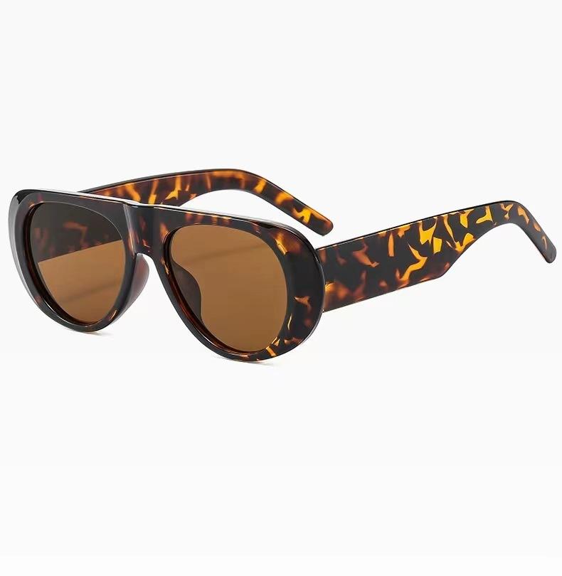 Trendy Women Oval Cat Eye Sunglasses Retro Pilot UV400 Protection Summer Fashion Eyewear Gafas De Sol