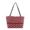 Tote Bag with Large Capacity, Single Shoulder Strap, Suitable for Daily Commuting and Handbag Use.