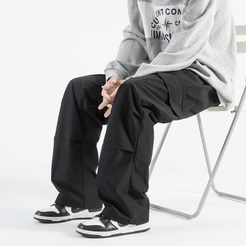 Men's Straight-Leg Cargo Parachute Pants