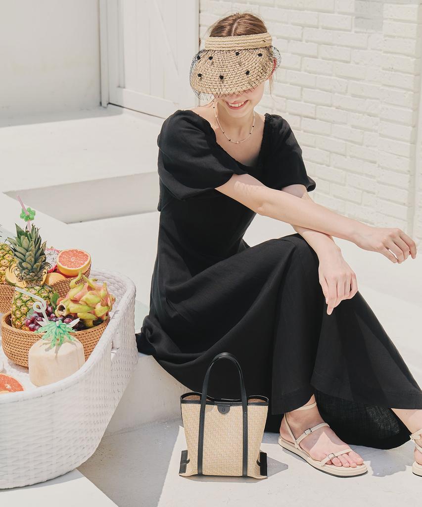 ZEROSTREET Back Slit Puff Dress / Black