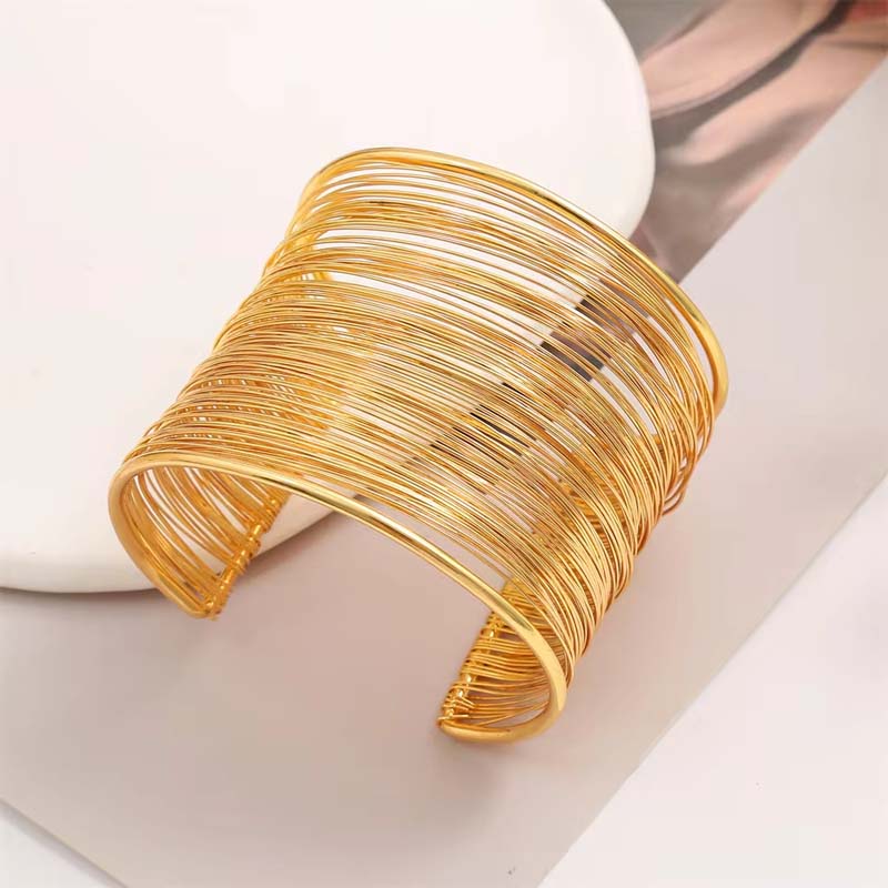Vintage Gold Color Hyperbolic Layered Wide Wire Bracelet Cuff Bangle for Women Exaggerated Metal Wrist Wrap Bangle Jewelry Gift