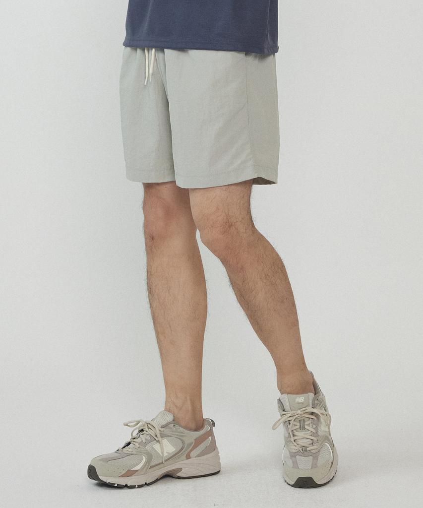 ANALOG MOOD Standard Nylon Shorts (Light Grey)