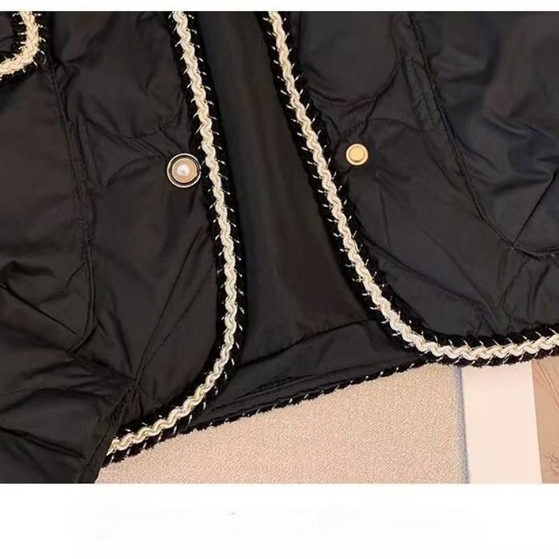 Short Black Cotton Jacket for Women In Winter New Lightweight Design Fashionable Temperament Beautiful Jacket