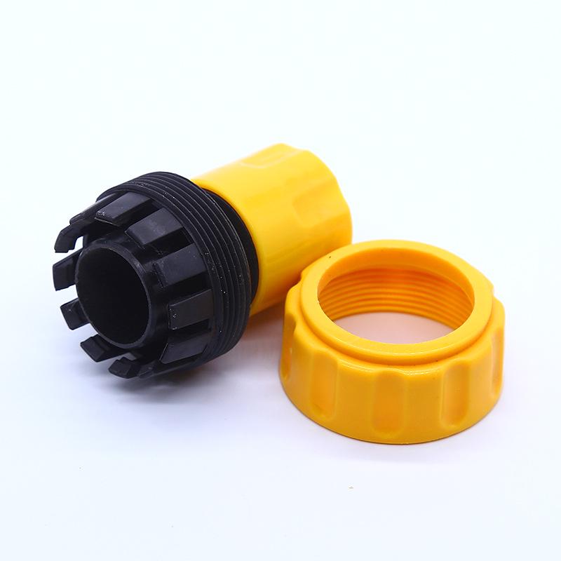 Leak-Proof Plastic Quick Connector for 1-Inch Water Pipes and Car Wash Water Guns