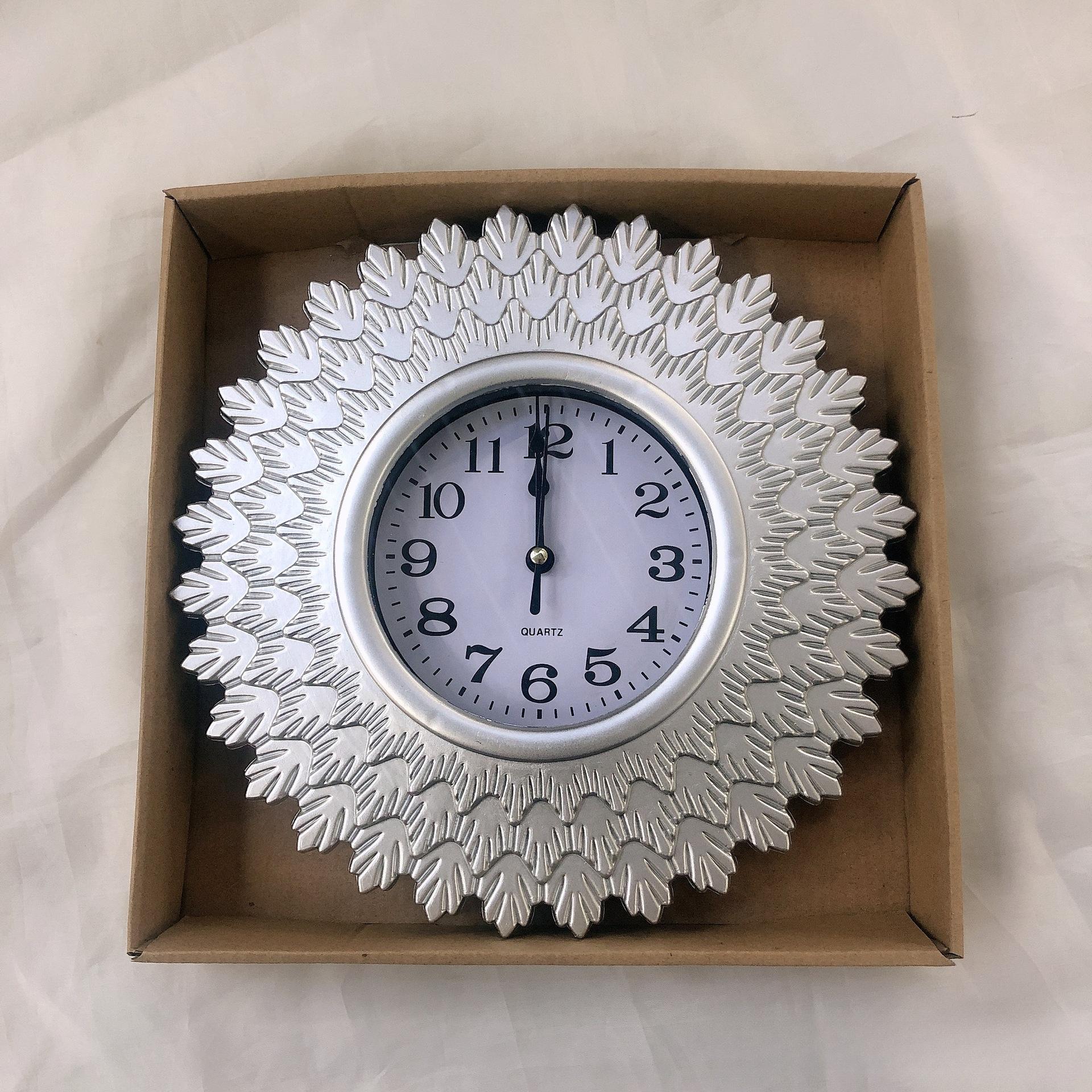 

Ретро полые кварцевые часы, модное мастерство для гостиной, настенные часы 25 см