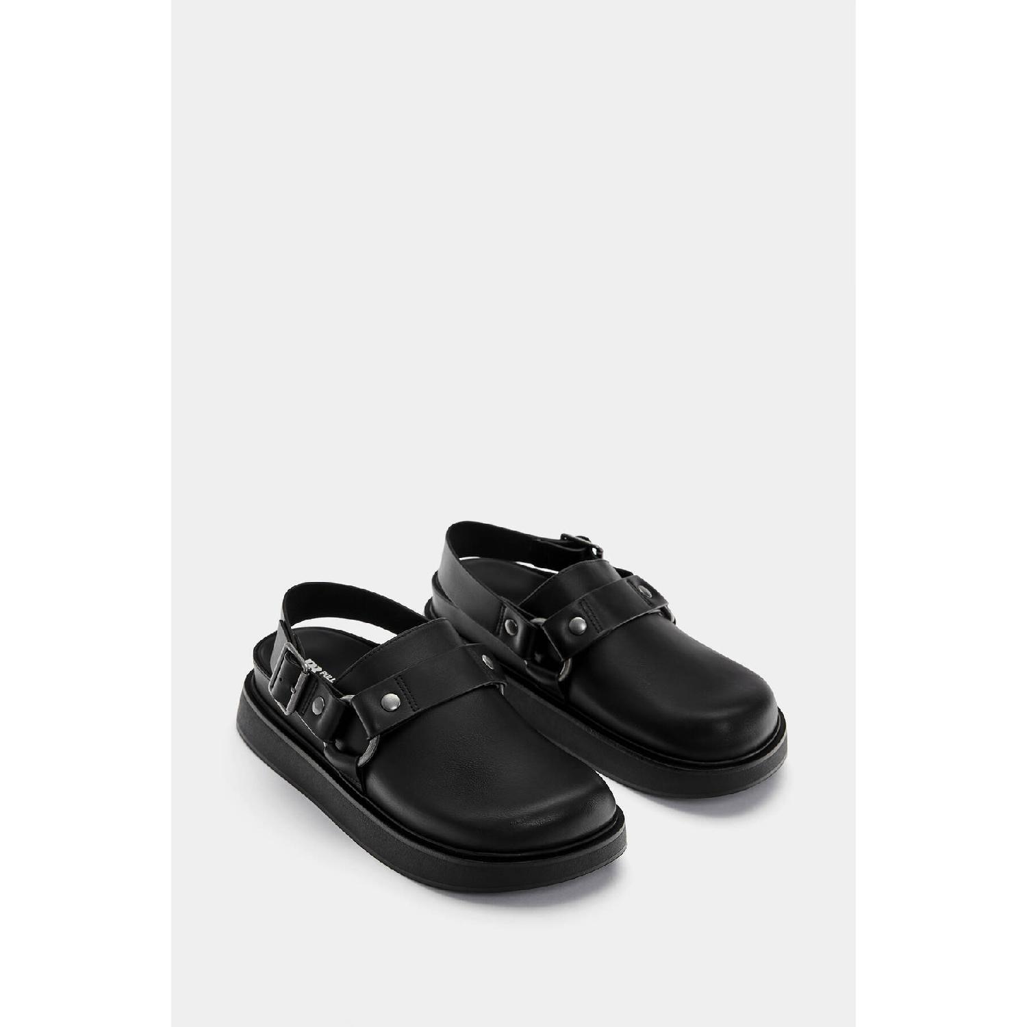 

Сабо с пряжкой и полоской