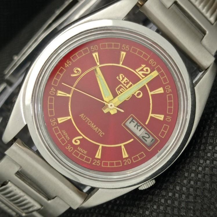 

USED VINTAGE SEIKO 5 AUTOMATIC 7009A JAPAN MENS D/D RED WATCH 621e-a415928-2 SKU621e-a415928
